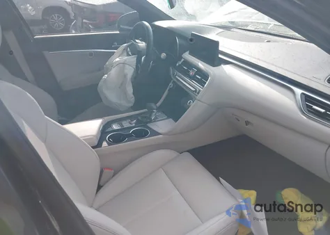 2025 Genesis G70 2.5T Rwd from USA, damaged, VIN KMTG34SC8SU157745